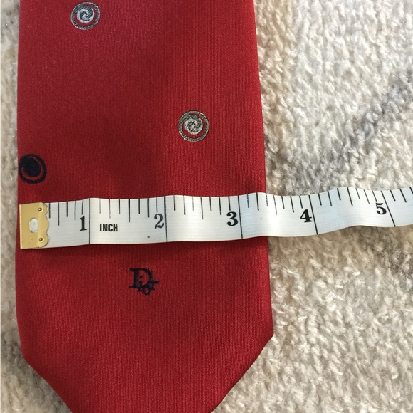 Christian Dior Elegant Red Men's Tie - Picture 3 of 5